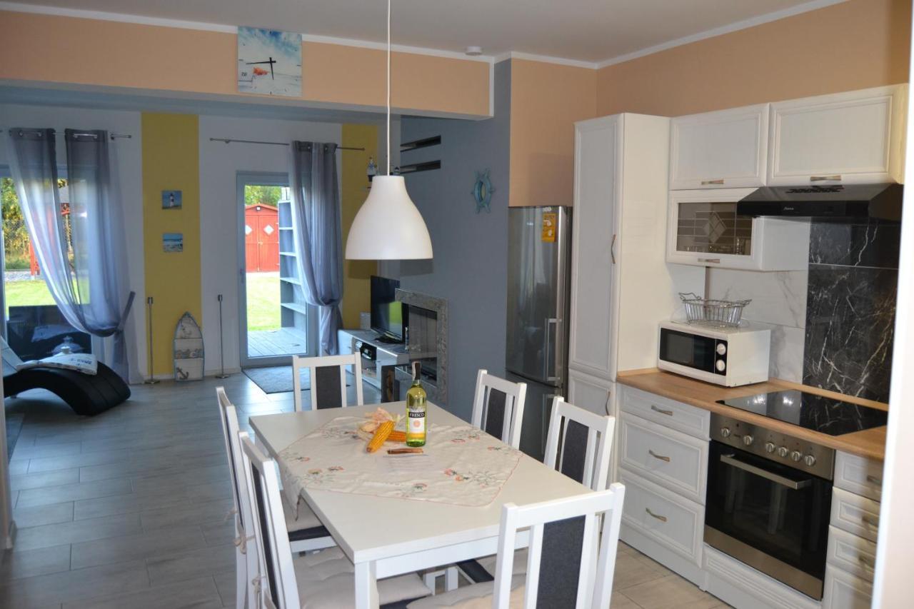 Ferienhaus Lilja Trzęsacz Eksteriør billede